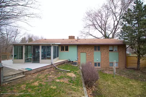 4909 Grandwoods Dr, Lansing, MI 48917 photo 11