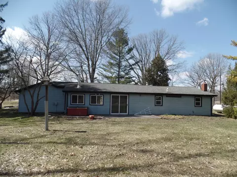 2144 Gilbert Rd, Lansing, MI 48911 photo 2