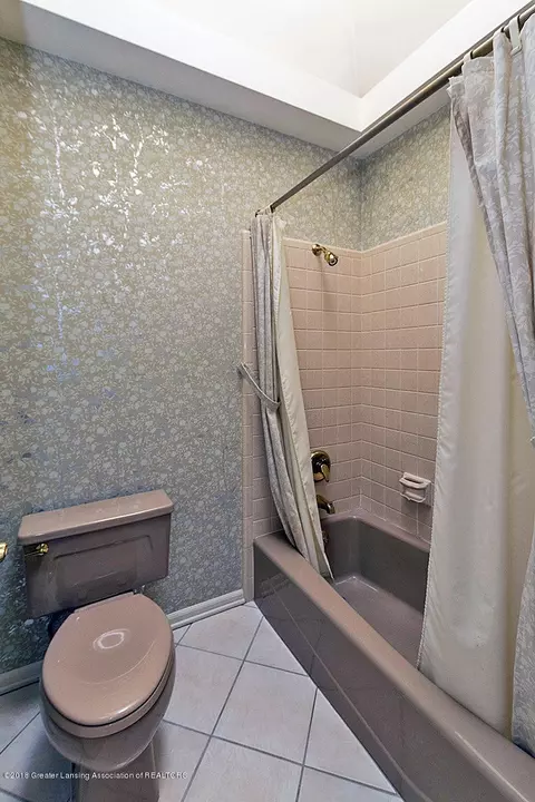 4530 Comanche, Okemos, MI 48864 photo 22