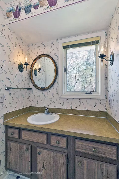 4530 Comanche, Okemos, MI 48864 photo 24