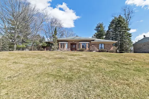 4530 Comanche, Okemos, MI 48864 photo 31