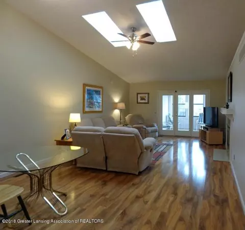 1100 Boulder Ct, Lansing, MI 48917 photo 3