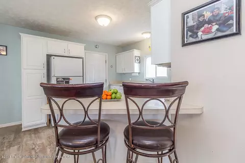 640 E Cavanaugh Rd, Lansing, MI 48910 photo 7
