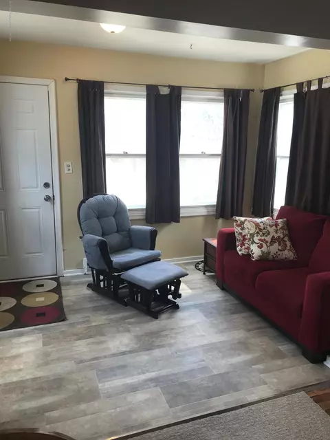 2011 Teel Ave, Lansing, MI 48910 photo 5