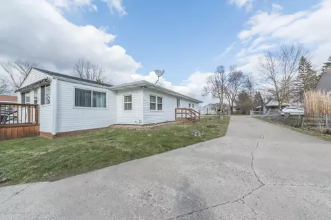 16796 Cedar St, Lansing, MI 48906 photo 18