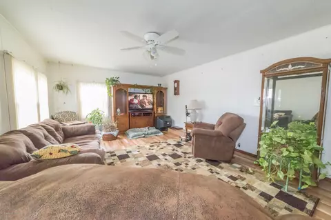 16796 Cedar St, Lansing, MI 48906 photo 2