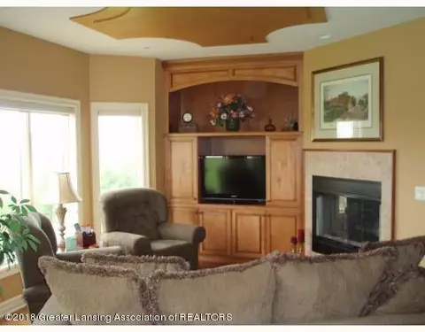 4820 W Howe Rd, Dewitt, MI 48820 photo 7