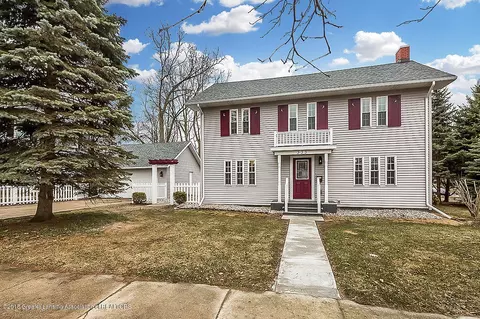 333 Bartlett St, Lansing, MI 48915 photo 1