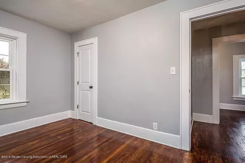 333 Bartlett St, Lansing, MI 48915 photo 17