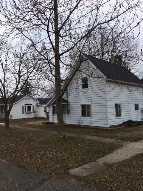 203 E Fulton St, Perrinton, MI 48871 photo 17
