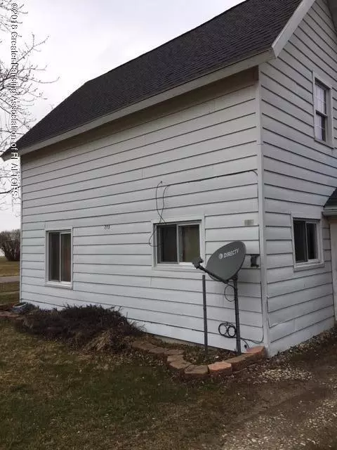203 E Fulton St, Perrinton, MI 48871 photo 14