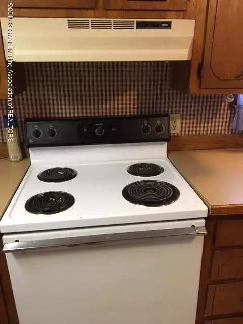 203 E Fulton St, Perrinton, MI 48871 photo 5