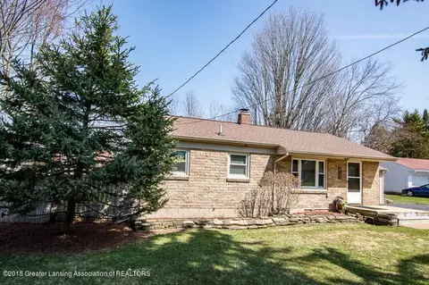 1482 Wilshire Rd, Haslett, MI 48840 photo 4