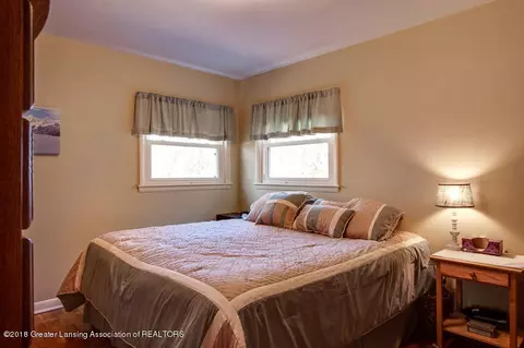 1482 Wilshire Rd, Haslett, MI 48840 photo 18