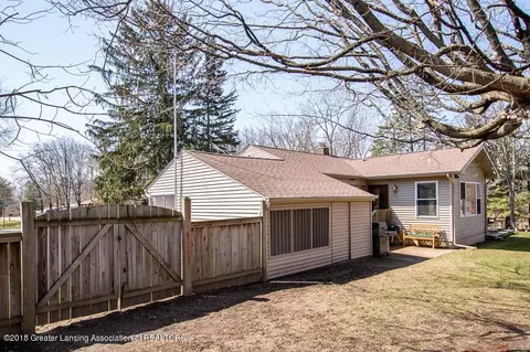 1482 Wilshire Rd, Haslett, MI 48840 photo 22