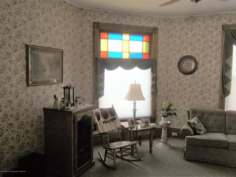 405 E State St, Saint Johns, MI 48879 photo 3