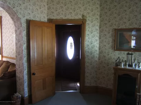 405 E State St, Saint Johns, MI 48879 photo 2