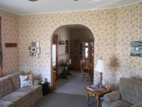 405 E State St, Saint Johns, MI 48879 photo 5