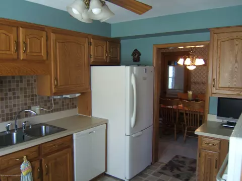 405 E State St, Saint Johns, MI 48879 photo 18