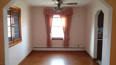 48975 Willis Rd, Belleville, MI 48111 photo 3