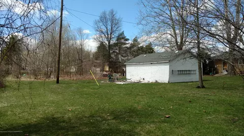 48975 Willis Rd, Belleville, MI 48111 photo 10