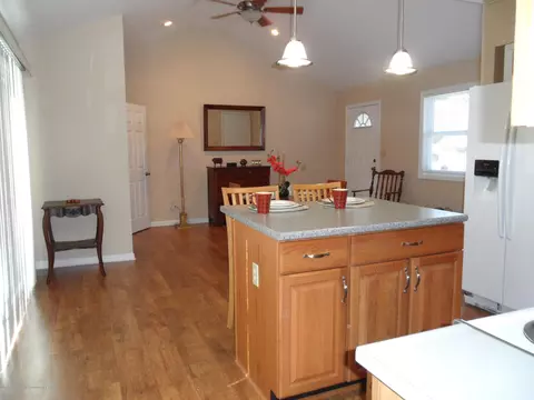5597 Cade St, Haslett, MI 48840 photo 9