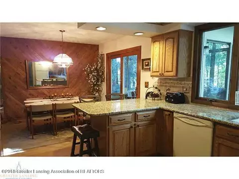 12048 Pine Ridge Dr, Perry, MI 48872 photo 7