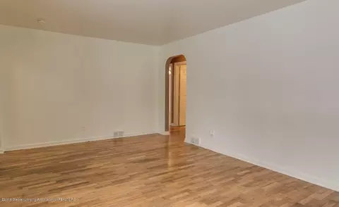 329 E Miller Rd, Lansing, MI 48911 photo 9