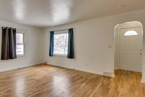 329 E Miller Rd, Lansing, MI 48911 photo 8