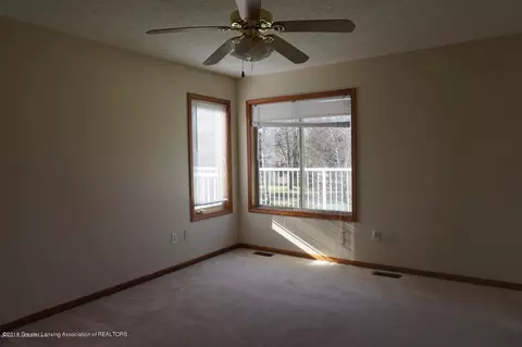 12806 Houghton Dr, Dewitt, MI 48820 photo 14