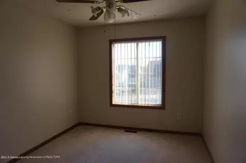 12806 Houghton Dr, Dewitt, MI 48820 photo 17