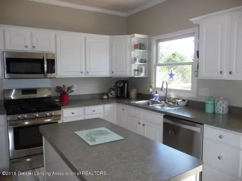 2511 Julie Way, Dewitt, MI 48820 photo 8