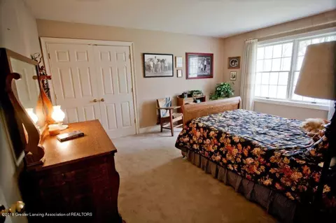2837 River Pointe Dr, Holt, MI 48842 photo 11