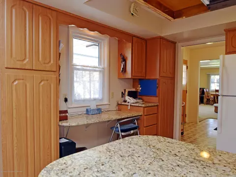 4718 Donald St, Lansing, MI 48910 photo 11