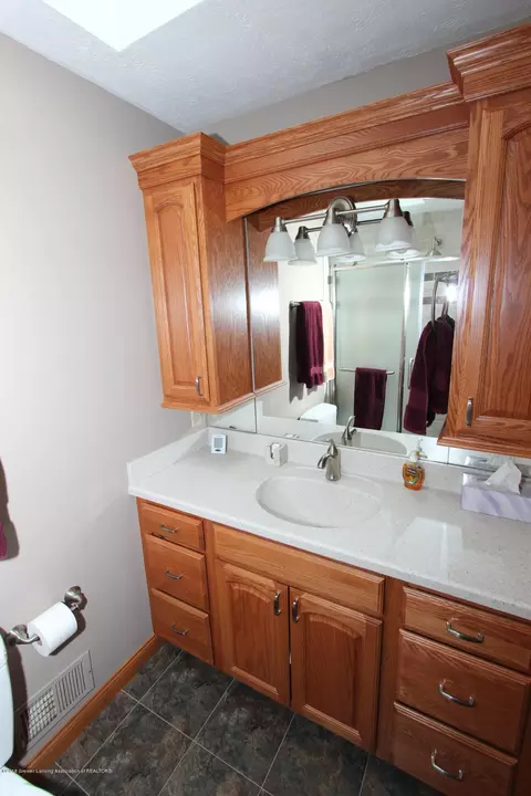 3211 Old Hickory Trl, Dewitt, MI 48820 photo 15