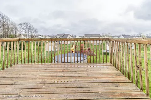 8706 Jacaranda Dr, Dimondale, MI 48821 photo 21