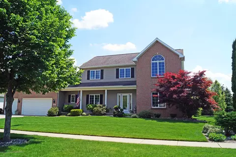 3175 Crofton Dr, Dewitt, MI 48820 photo 1
