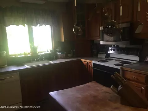 12425 Chandler Rd, Bath, MI 48808 photo 7