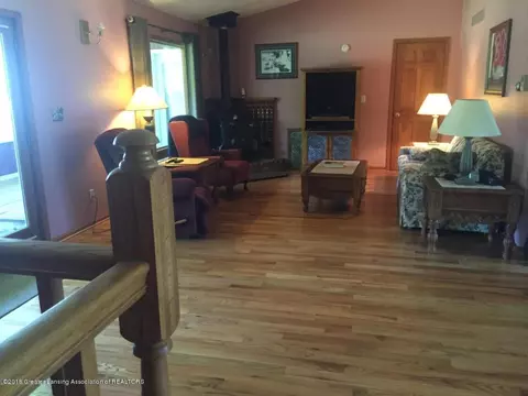 12425 Chandler Rd, Bath, MI 48808 photo 5