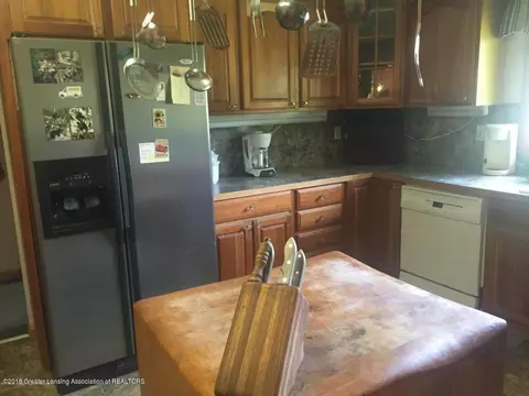 12425 Chandler Rd, Bath, MI 48808 photo 6
