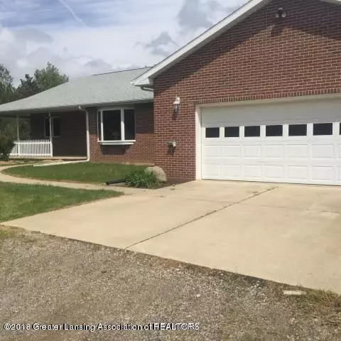 12425 Chandler Rd, Bath, MI 48808 photo 1
