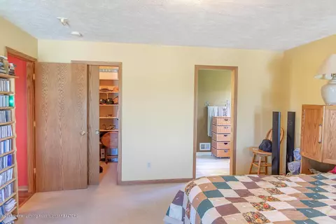 6920 W Howe Rd, Dewitt, MI 48820 photo 19