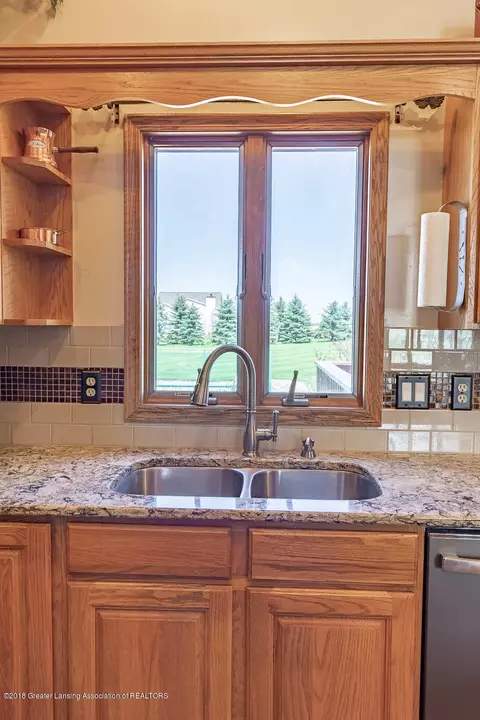 6920 W Howe Rd, Dewitt, MI 48820 photo 14