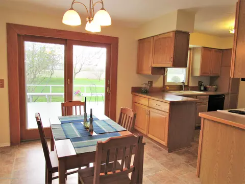 13851 S Hinman Rd, Eagle, MI 48822 photo 6
