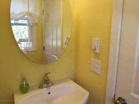 13851 S Hinman Rd, Eagle, MI 48822 photo 22