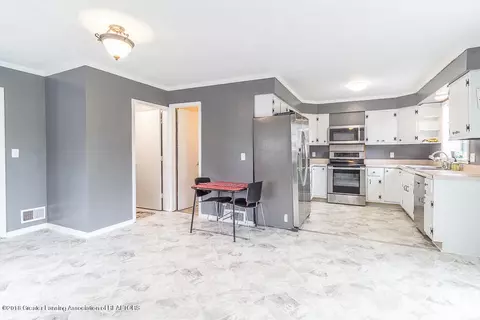14780 Francis Rd, Lansing, MI 48906 photo 5