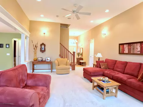 5472 Earliglow Ln, Haslett, MI 48840 photo 5