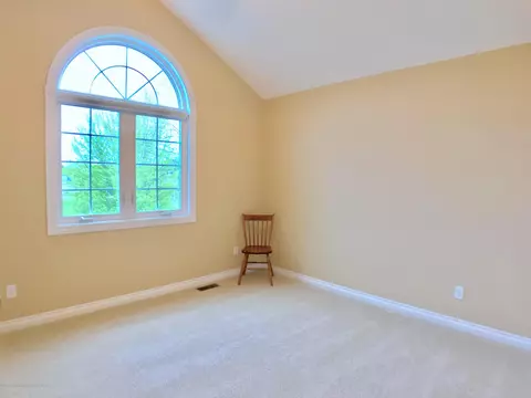 5472 Earliglow Ln, Haslett, MI 48840 photo 19