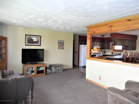12920 W Clark Rd, Eagle, MI 48822 photo 4