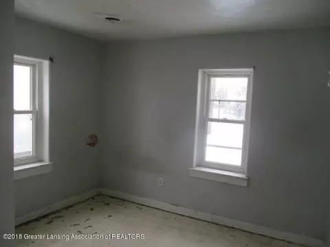 716 E Gier St, Lansing, MI 48906 photo 7